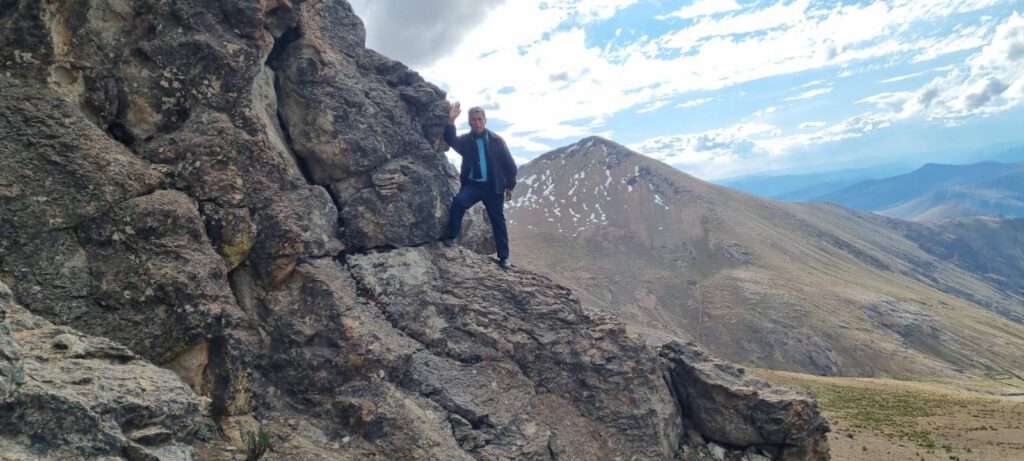 Ich grüße Euch von einem 5000 Meter hohen Pass.