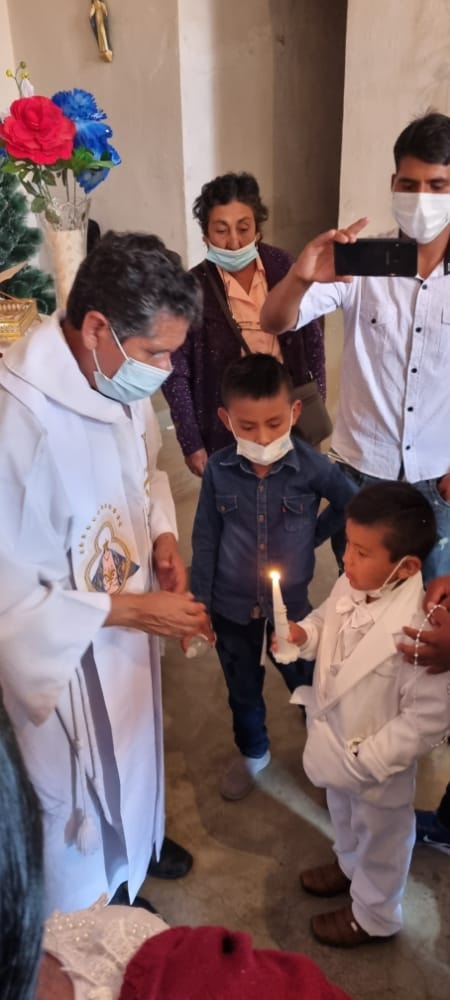 Die Kinder sind älter als in der alten Welt wenn sie getauft werden