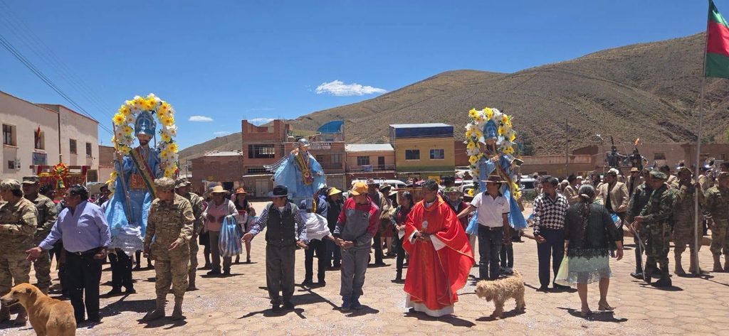 In Macha in den Bergen Boliviens feiern wir dieses Fest im Oktober.